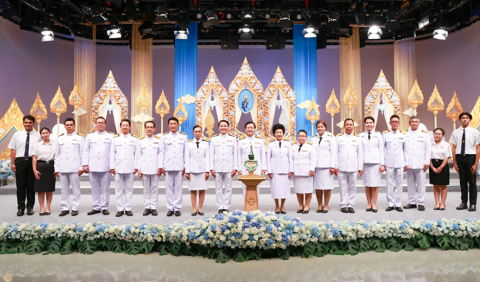 The Student Development Division led executives, faculty members, staff, and students of Suan Dusit University to participate in recording a video message offering blessings and well-wishes to Her Majesty Queen Sirikit, The Queen Mother,on the occasion of her birthday on August 12, 2024