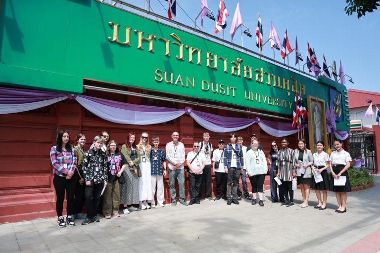 Business Affairs Division and Suan Dusit International Culinary Training Center Welcome UK Students for “SDU Smart Tour” under Thai Culinary Cultural Exchange ProgramThe Special Affairs Division, in collaboration with the International Culinary Training Center, School of Culinary Arts, Suan Dusit University.