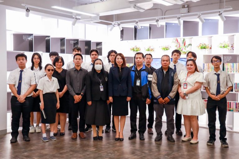 Suan Dusit University Hosts a Knowledge Exchange Activity on “Integrating Professional Experience into University Website Development”