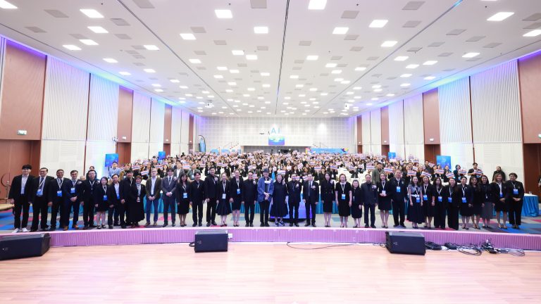 The Office of Academic Resources and Information Technology organizes an academic seminar titled “AI Roadmap for Libraries and Research,” in collaboration with Suan Dusit University, iGroup (Asia Pacific) Limited, and Book Promotion & Service Co., Ltd.