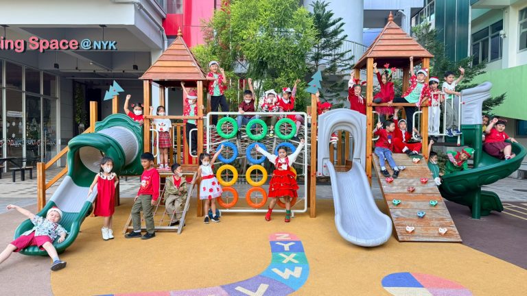 La-orutis Demonstration School, Nakhon Nayok, Celebrates Christmas with Joyful Festivities