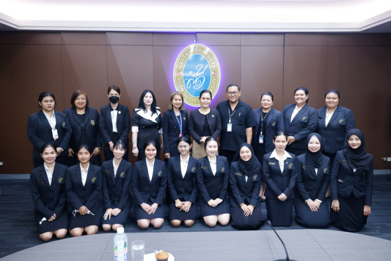 Suphan Buri Campus Organizes the 4th Seminar on Teaching Practice in Educational Institutions 2