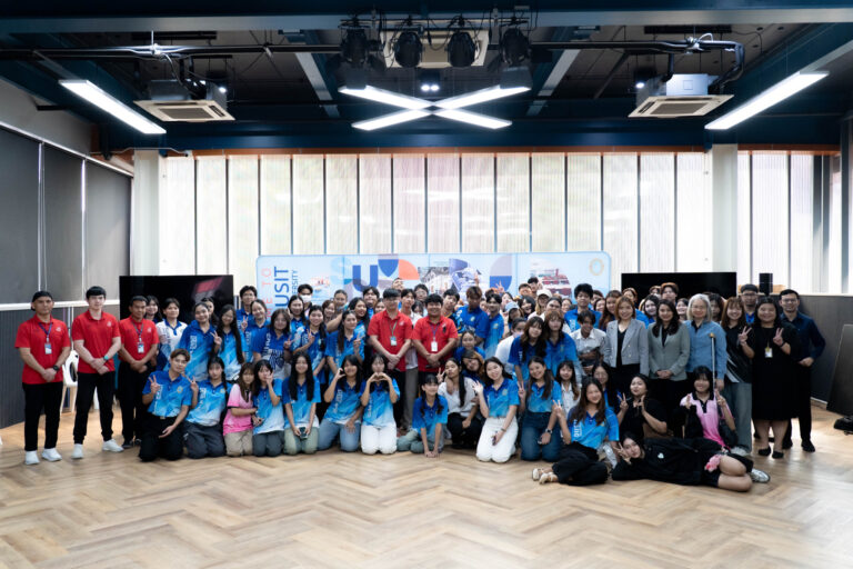 Language and Communication Program Organizes “Happy University” Creative Communication Project