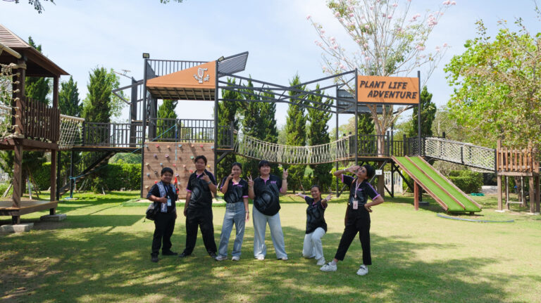 Suan Dusit University, Nakhon Nayok Education Center, led students from the Bachelor of Education Program in Early Childhood Education to interview the owner of PLANT LIFE Café as part of the course Entrepreneurship in Early Childhood Education.