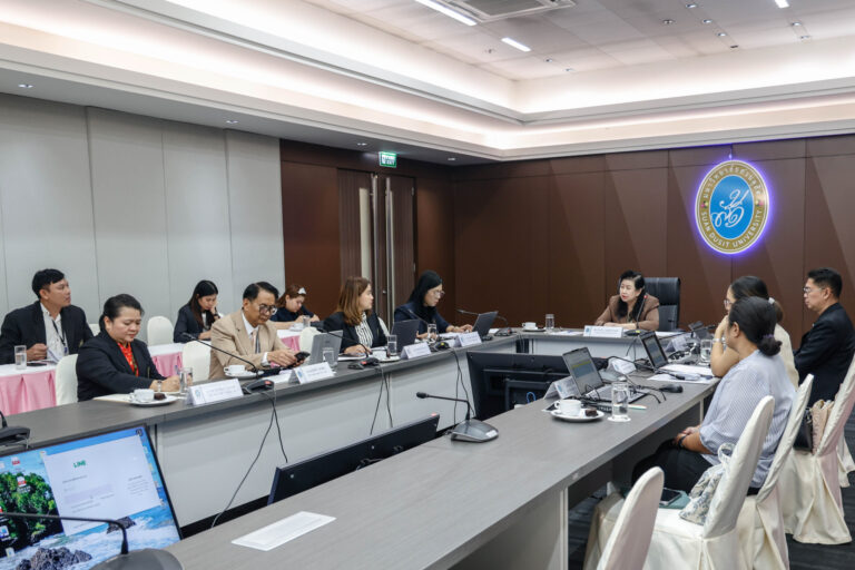 Suphan Buri Campus Holds Special Meeting of Division Directors