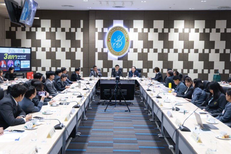 Suan Dusit University Hosts “Coffee Talk” to Strengthen Collaboration with Three University Councils