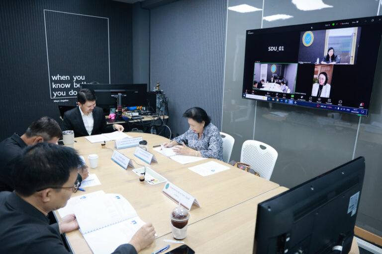 The Human Resource Management Division organized a meeting of the selection committee for Outstanding Civil Servants for the year 2025.