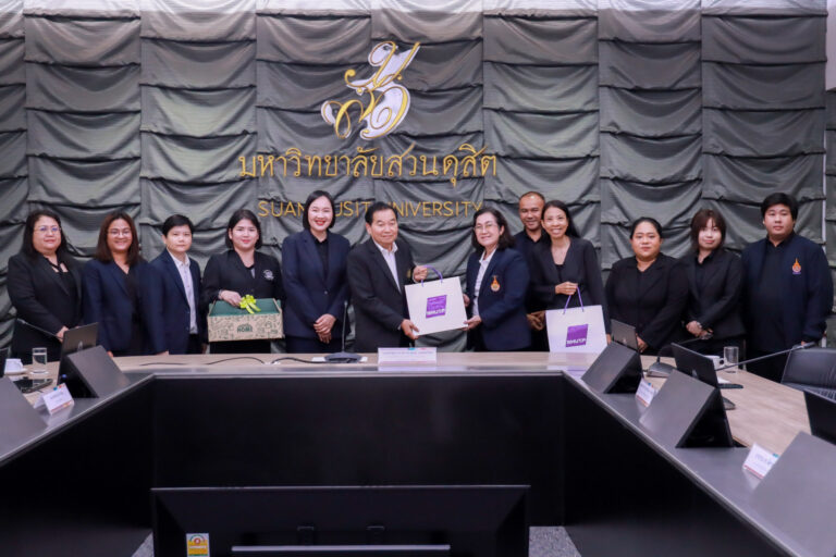 Suan Dusit Poll welcomed a study visit delegation from the College of Public Administration, Rajamangala University of Technology Phra Nakhon.