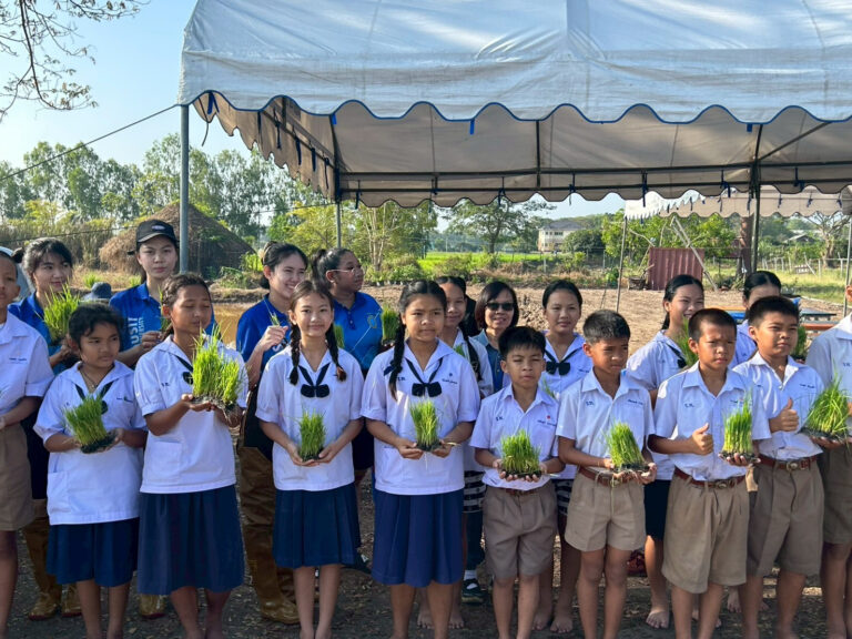 Suan Dusit University, Suphan Buri Campus Holds Knowledge Transfer Activity on Suphan Buri Hom Mali Rice