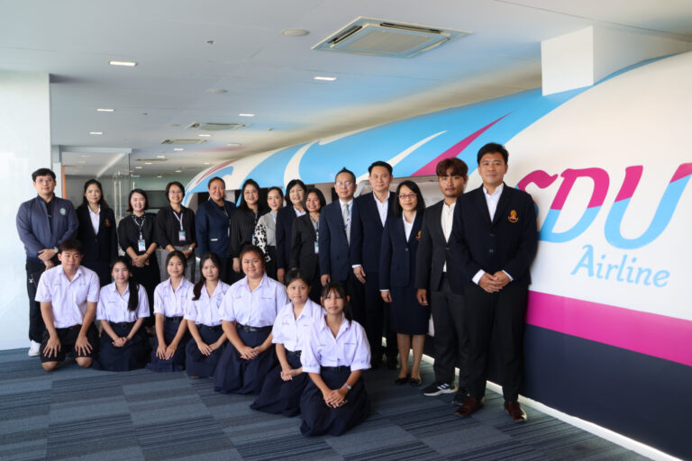Lampang Education Center Opens SDU Pre-degree Orientation