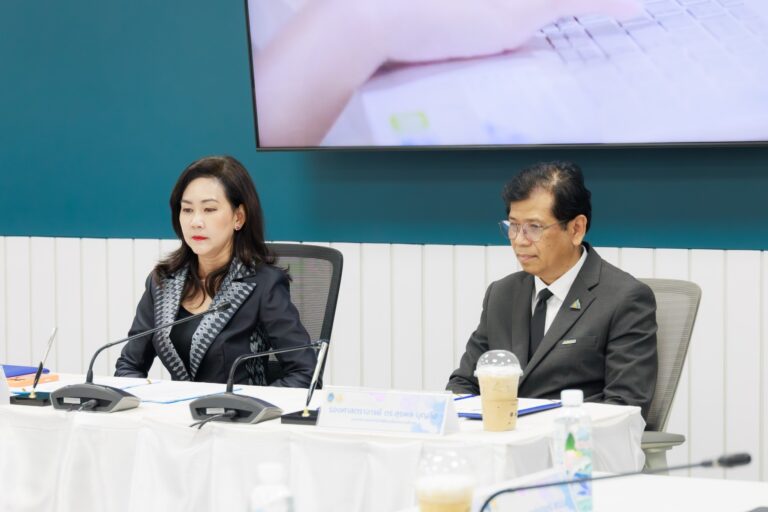 Suan Dusit University and Educational Technology Association Sign Academic MOU