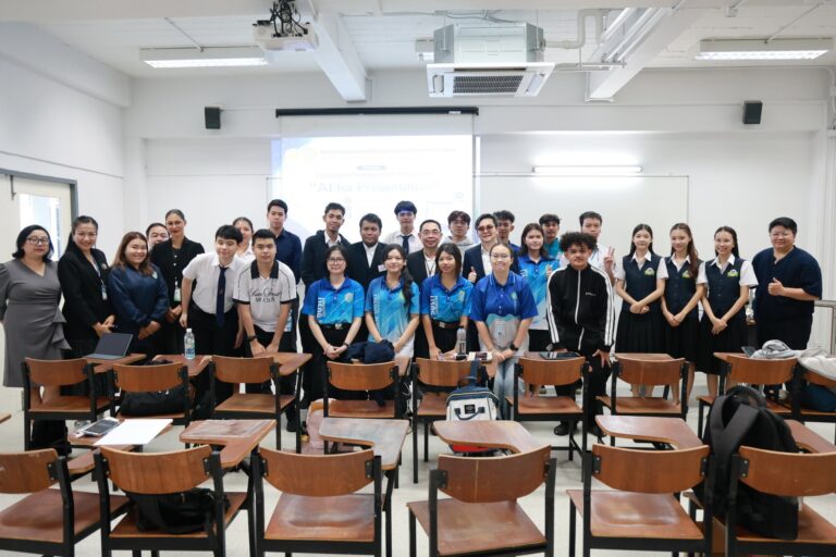 Faculty of Humanities and Social Sciences Organizes “AI for Presentation” Training