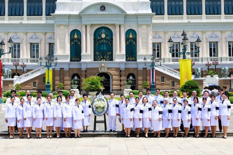SDU Hosts Royal Merit-Making Rite for Queen Sirikit
