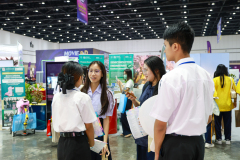 4B8A3752