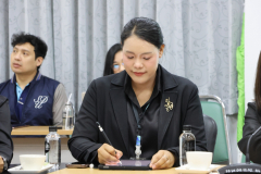 LINE_ALBUM_ประชุมศูนย์การศึกษา-030869_260803_38