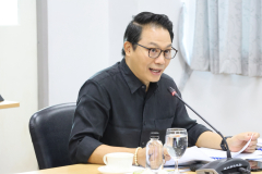 LINE_ALBUM_ประชุมศูนย์การศึกษา-030869_260803_49