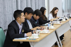 LINE_ALBUM_ประชุมศูนย์การศึกษา-030869_260803_55