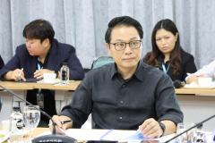 LINE_ALBUM_ประชุมศูนย์การศึกษา-030869_260803_74