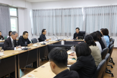 LINE_ALBUM_ประชุมศูนย์การศึกษา-030869_260803_80