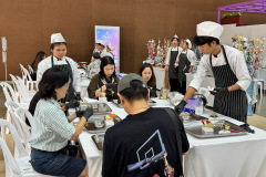 LINE_ALBUM_2969_260903_13