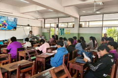 LINE_ALBUM_แนะแนวโรงเรียนตรอนตรีสินธุ์_251201_33