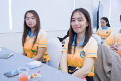 P1355403