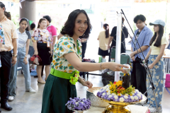 LINE_ALBUM_กิจกรรม-Splash-Gen-Z-Y2K-Songkran-Festival_250410_17