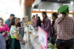 LINE_ALBUM_กิจกรรม-Splash-Gen-Z-Y2K-Songkran-Festival_250410_19