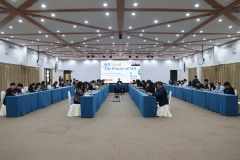 LINE_ALBUM_อธิการบดีประชุมสายวิชาการ-สายสนับสนุ_250210_4