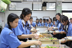 LINE_ALBUM_รร.มัธยมศึกษาดูงาน_250207_53