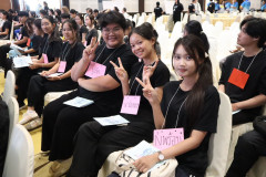 LINE_ALBUM_11669_260611_16