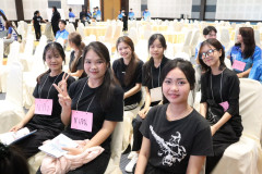 LINE_ALBUM_11669_260611_18