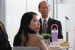 LINE_ALBUM_ผู้บริหารรร.วังเหนือวิทยาเยี่ยมชมศูนย์_260311_15