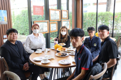 LINE_ALBUM_ผู้บริหารรร.วังเหนือวิทยาเยี่ยมชมศูนย์_260311_23