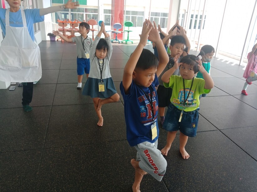 Yoga-for-kids-อนุบาล-110363_๒๐๐๓๑๑_0073
