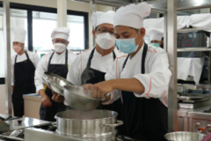 LINE_ALBUM_2022.5.11_220511_12