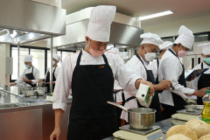 LINE_ALBUM_2022.5.11_220511_14
