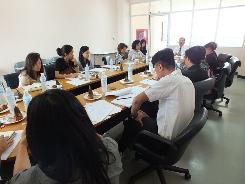 ประชุม11กย._170911_0004