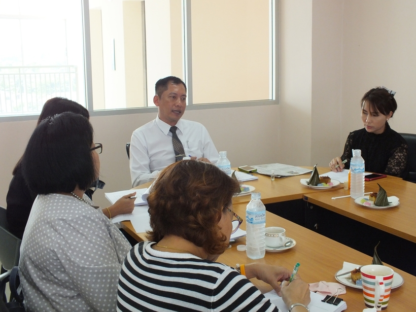 ประชุม11กย._170911_0014