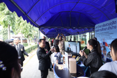 LINE_ALBUM_มหกรรมการศึกษาอำเภอแม่เมาะ_251212_75