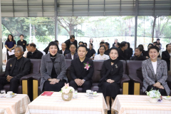 LINE_ALBUM_มหกรรมการศึกษาอำเภอแม่เมาะ_251212_99