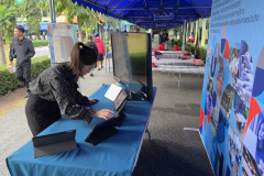 LINE_ALBUM_121268_251212_1