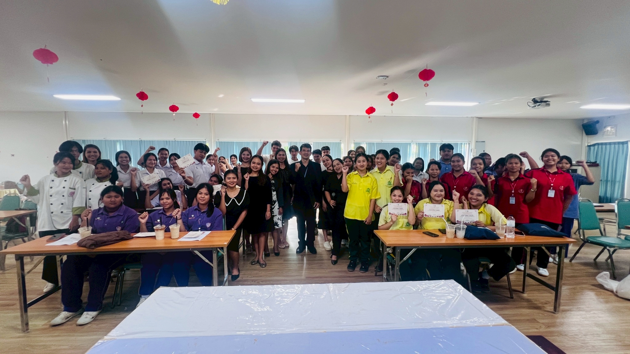 LINE_ALBUM_2025.11.12_251112_1