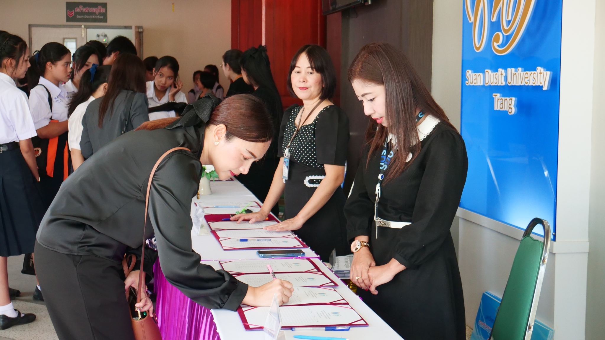 LINE_ALBUM_2025.11.12_251112_15