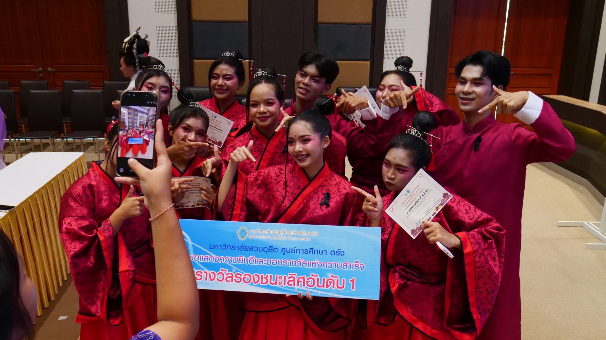LINE_ALBUM_2025.11.12_251112_43