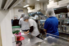 LINE_ALBUM_ตรวจสอบสุขาภิบาลอาหาร-121168_251112_12