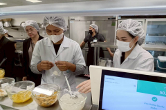 LINE_ALBUM_ตรวจสอบสุขาภิบาลอาหาร-121168_251112_5