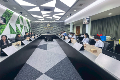 LINE_ALBUM_12-11-68_251112_2