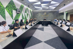 LINE_ALBUM_12-11-68_251112_90