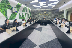 LINE_ALBUM_12-11-68_251112_94